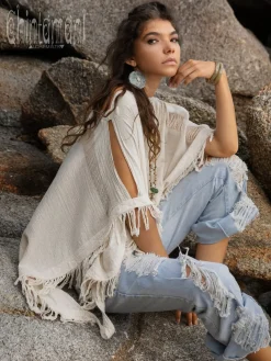 Chintamani Alchemistry Cotton Poncho Top / Off White^ T-shirt & Tunic